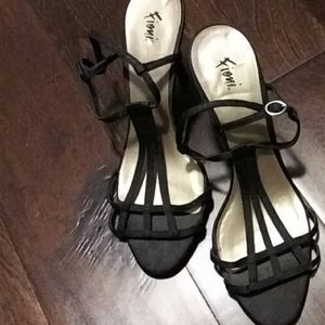 Women's Fioni sandals size 10